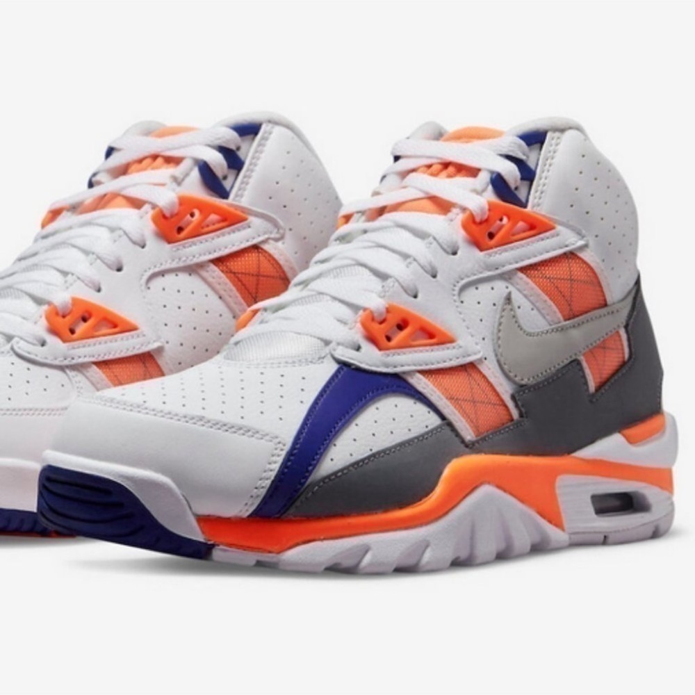 Nike Air Trainer SC “Auburn” Sneaker Size 8.5 Women White Orange Blue